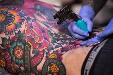 EU cấm sử dụng mực màu xăm vì có nguy cơ gây bệnh ung thư