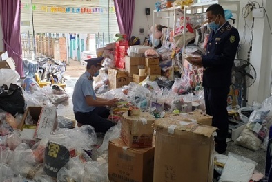 Đắk Lắk: Phát hiện cơ sở livestream bán thực phẩm không rõ nguồn gốc xuất xứ 