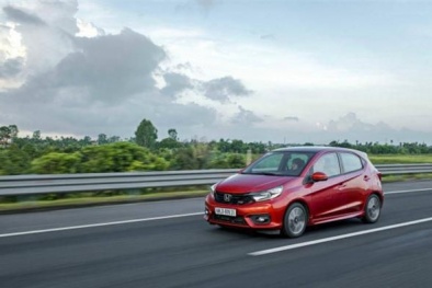 Honda Brio sau khi giảm 100% lệ phí trước bạ chỉ còn hơn 400 triệu tại thị trường Hà Nội