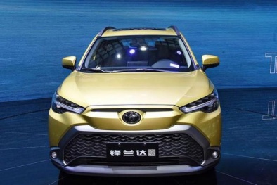 Toyota Frontlander 2022 chính thức mở bán chỉ hơn 400 triệu đồng