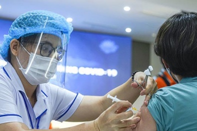 Bộ Y tế yêu cầu khẩn trương hoàn thành tiêm đủ liều cơ bản cho người từ 12 tuổi trở lên