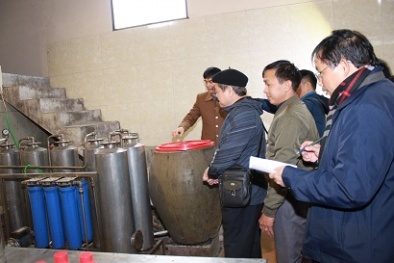 Tăng cường năng lực quản lý sản xuất rượu thủ công - Góc nhìn từ thực tế tại Ninh Bình