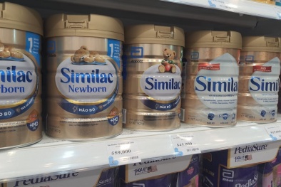 Trẻ sơ sinh bị tiêu chảy sau khi uống sữa Abbott Similac mua ở Kids Plaza?