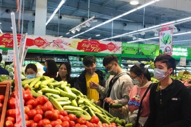 Siêu thị, chợ dân sinh mở cửa đón khách mùng 2 Tết