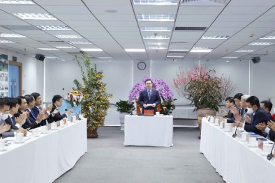Chủ tịch Quốc hội: Dệt may Việt Nam tiếp tục vững tin để đạt được kỳ tích mới