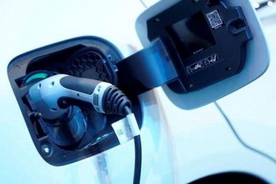 Công nghệ đặc biệt giúp sạc xe điện nhanh gấp 3 lần