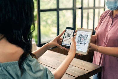 Xử lí vấn đề giả mạo brandname ngân hàng nhắn tin SMS lừa đảo: Cần sự vào cuộc đồng bộ 