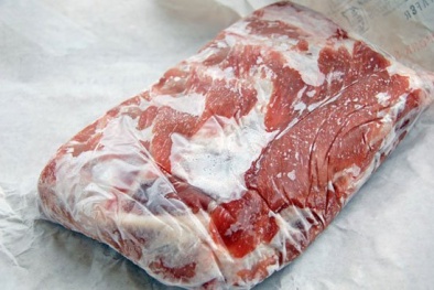 Thịt trữ trong tủ lạnh quá lâu dễ sản sinh ra chất gây hại cho cơ thể