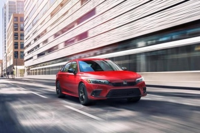 Honda Civic 2022 vừa ra mắt, cần hơn 800 triệu để lăn bánh