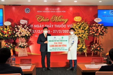 Vietcombank trao tặng 5 tỷ đồng cho Bệnh viện Đa khoa Xanh Pôn