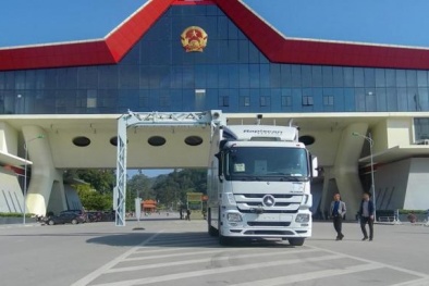 Lạng Sơn áp dụng phương thức giao nhận hàng hóa ‘không tiếp xúc’ với Trung Quốc