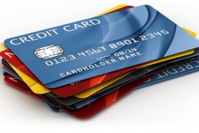 Tỉnh táo trước lời mời rút tiền mặt từ thẻ tín dụng