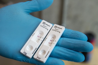 F0 test nhanh âm tính trở lại chớ vội mừng đã khỏi bệnh