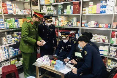 Nghệ An: Xử phạt nhiều nhà thuốc vi phạm trong kinh doanh bộ xét nghiệm Covid-19