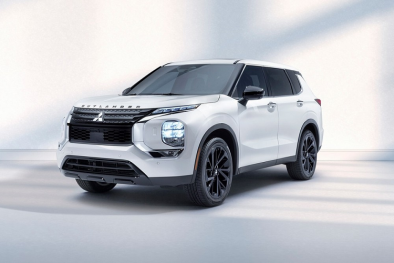 Mitsubishi Outlander Black Edition 'đẹp long lanh' với giá chỉ hơn 600 triệu đồng