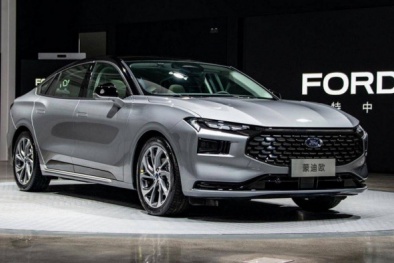 Đối thủ nặng ký với Toyota Camry chốt giá bán từ 559 triệu đồng