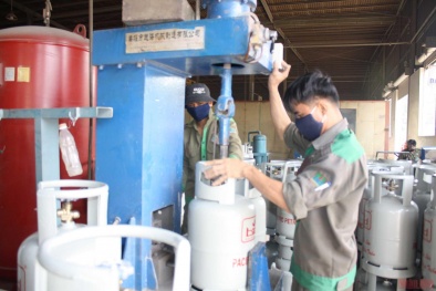 Gas tiếp tục tăng giá