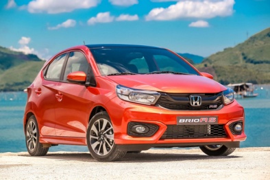 Xe hạng A Honda Brio giảm giá cực sâu