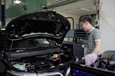 Dùng máy Dyno 'test' xe VinFast VF e34: Xe điện vận hành khác xe xăng thế nào?