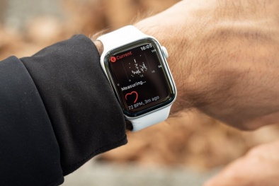 Hàng loạt đồng hồ Apple Watch Series 6 gặp lỗi màn hình không hiển thị