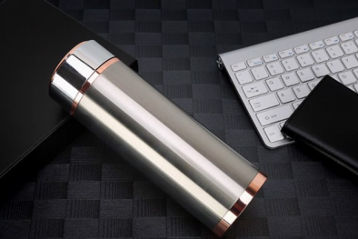 Mua và dùng bình giữ nhiệt kiểu này sẽ nhanh hỏng, hại sức khỏe