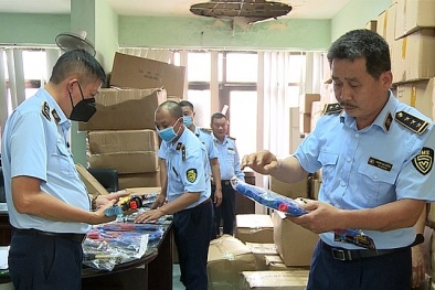 Hà Nội: Thu giữ gần 2.000 sản phẩm đồ chơi mô hình súng bằng nhựa