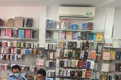 Bình Thuận: Thu giữ hàng nghìn sản phẩm phụ kiện điện thoại không rõ nguồn gốc
