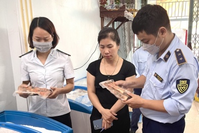 QLTT liên tiếp phát hiện và xử phát hoạt động kinh doanh thực phẩm 'bẩn'