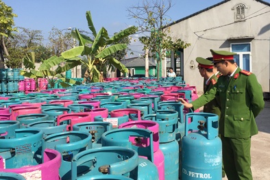 Hải Dương: Phát hiện công ty sang chiết gas trái phép số lượng lớn 