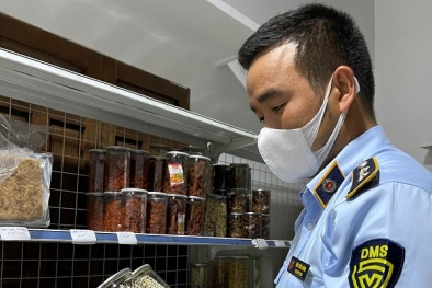 Gia Lai: Phát hiện và xử phạt cơ sở kinh doanh thực phẩm không có hóa đơn, nguồn gốc