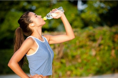 Tác hại khó lường khi lạm dụng nước uống thực phẩm bổ sung