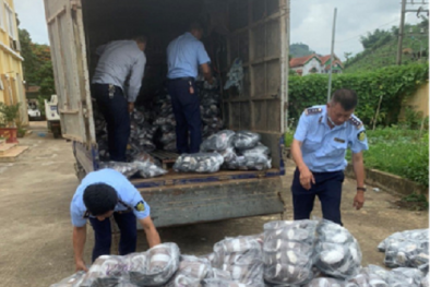 Sơn La thu giữ 1000 đôi dép không rõ nguồn gốc xuất xứ