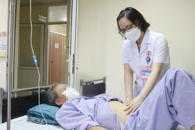 Viêm gan cấp sau khi dùng thuốc gia truyền chữa loét miệng