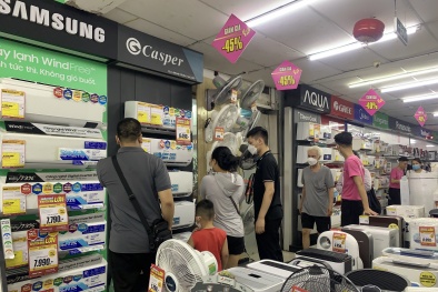 Thị trường hàng chống nóng: Điều hòa giảm giá mạnh để hút khách