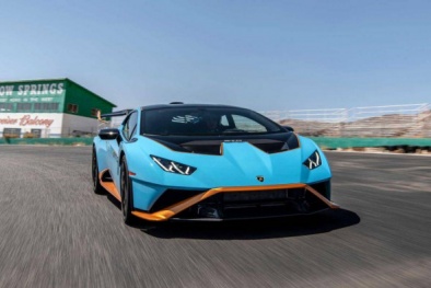 Lamborghini triệu hồi loạt xe sang do lỗi kẹt cửa