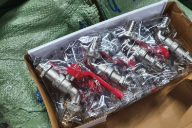 Tạm giữ hơn 20.000 sản phẩm thiết bị vật tư ngành nước không rõ nguồn gốc