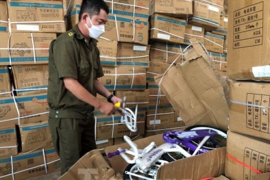 Phát hiện hàng nghìn phụ tùng, linh kiện sản xuất xe điện giả nhãn hiệu