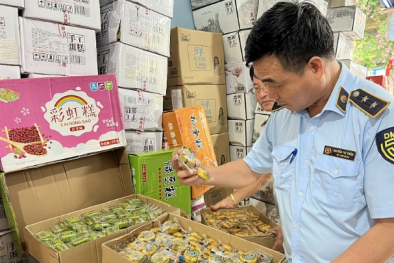 Bánh trung thu nhập lậu 'len lỏi' ra thị trường, cảnh báo mất an toàn và nguy hại sức khỏe