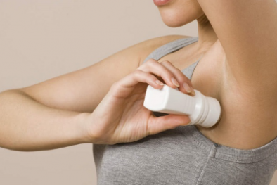 Muối nhôm có trong lăn khử mùi nguy hiểm thế nào?