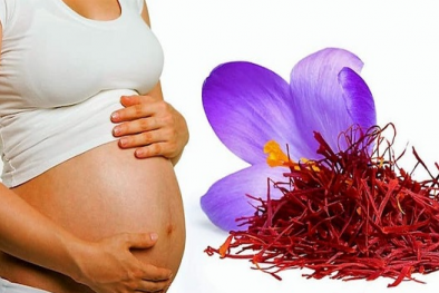 Phụ nữ mang thai uống saffron 'lợi ít hại nhiều'