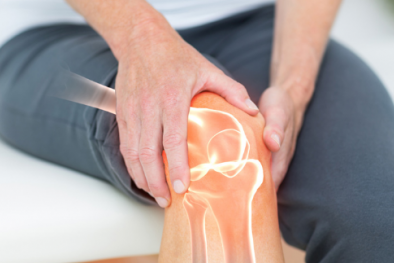 Tiêm corticoid vào khớp để giảm đau có thể gây nhiễm trùng, hoại tử