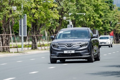 Đặt cọc bổ sung mua VinFast VF 8, nhận ngay voucher nghỉ dưỡng 118 triệu đồng của Vinpearl