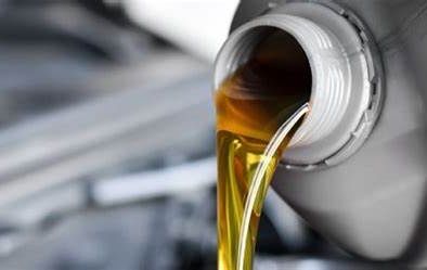 Lưu ý đặc biệt khi chọn mua dầu nhớt đúng 'chuẩn' để tránh hại xe ô tô 