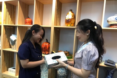 Quảng bá sản phẩm thủ công mỹ nghệ ngành sơn mài - khảm trai OCOP năm 2022