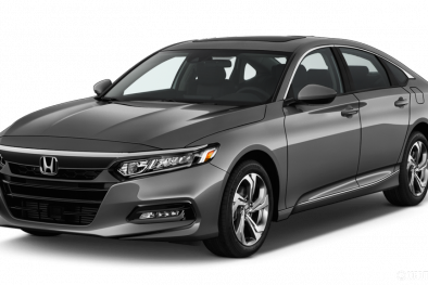 Các mẫu ô tô 'chất' và 'chuẩn' giảm giá hàng trăm triệu trong tháng ngâu