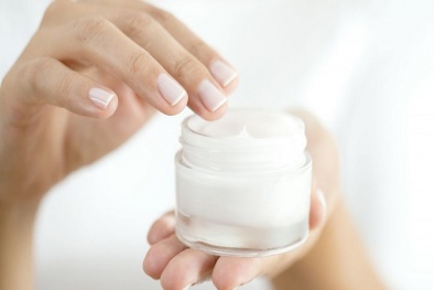 Dùng kem chứa retinol trị nám da, chống lão hóa cần cẩn trọng