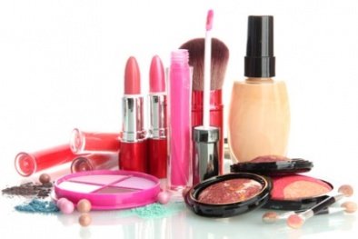 Hàng loạt sản phẩm mỹ phẩm chứa hóa chất có thể ảnh hưởng tới nội tiết của phụ nữ