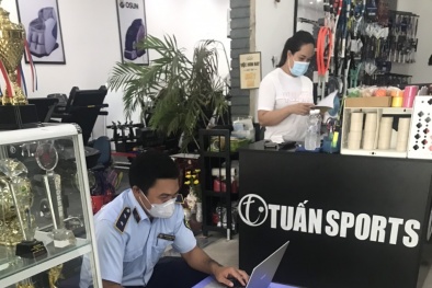 Thu giữ lô giày nghi giả mạo nhãn hiệu Nike tại các tỉnh miền Tây