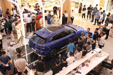 'Cọc 1, ưu đãi 10', nhiều người nhanh tay đặt cọc bổ sung cho VinFast VF 8