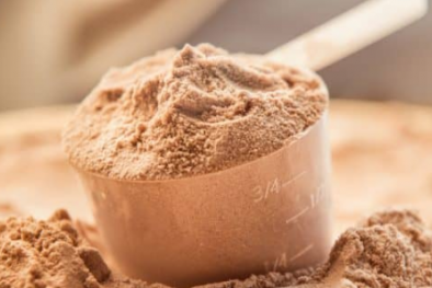 Nhiều nguy cơ từ bột whey protein- thực phẩm bổ sung tăng cơ